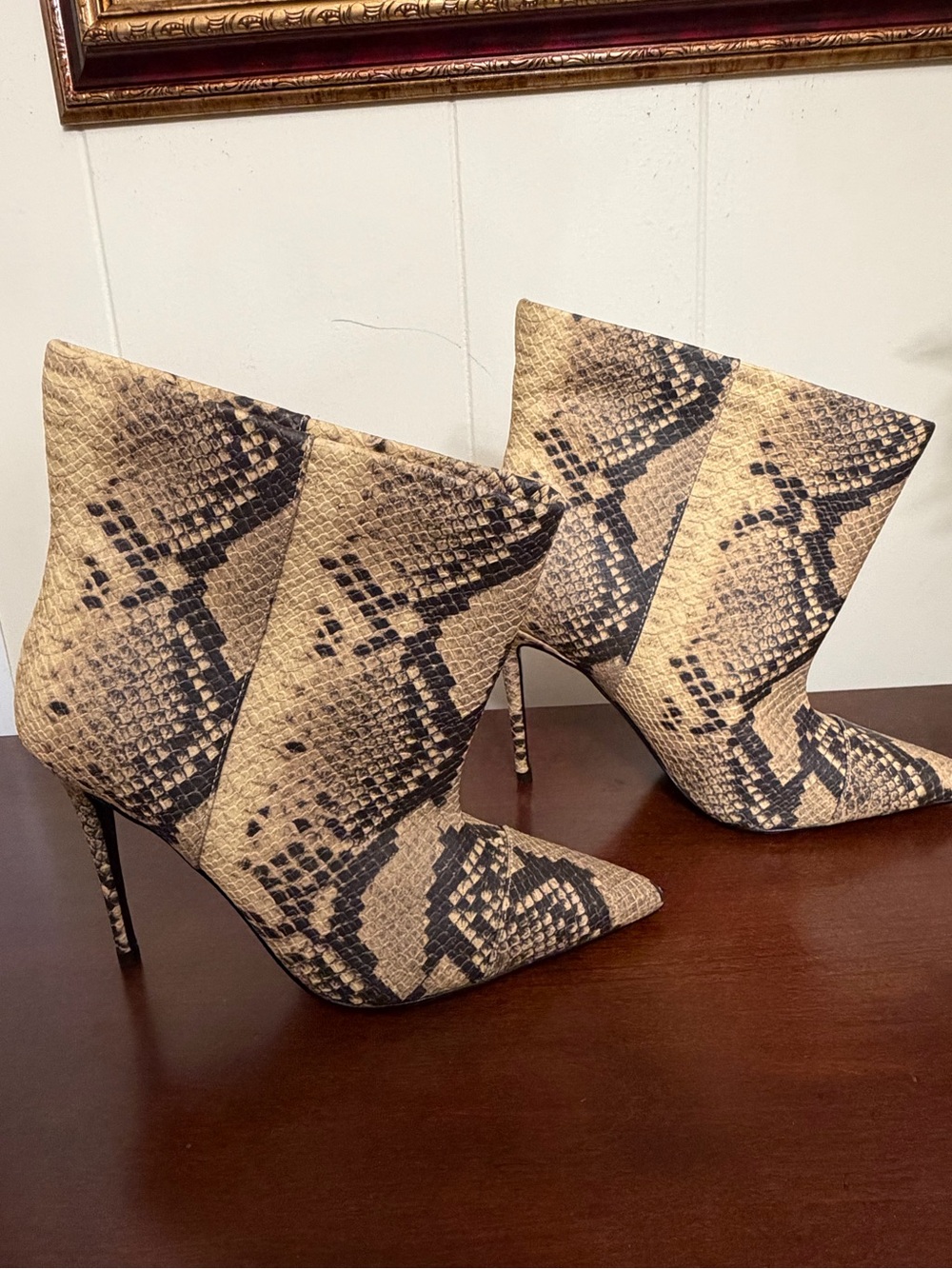 Good American Slouchy Snakeskin Stiletto Ankle Boots - Size 7 NWOT - Picture 3 of 8